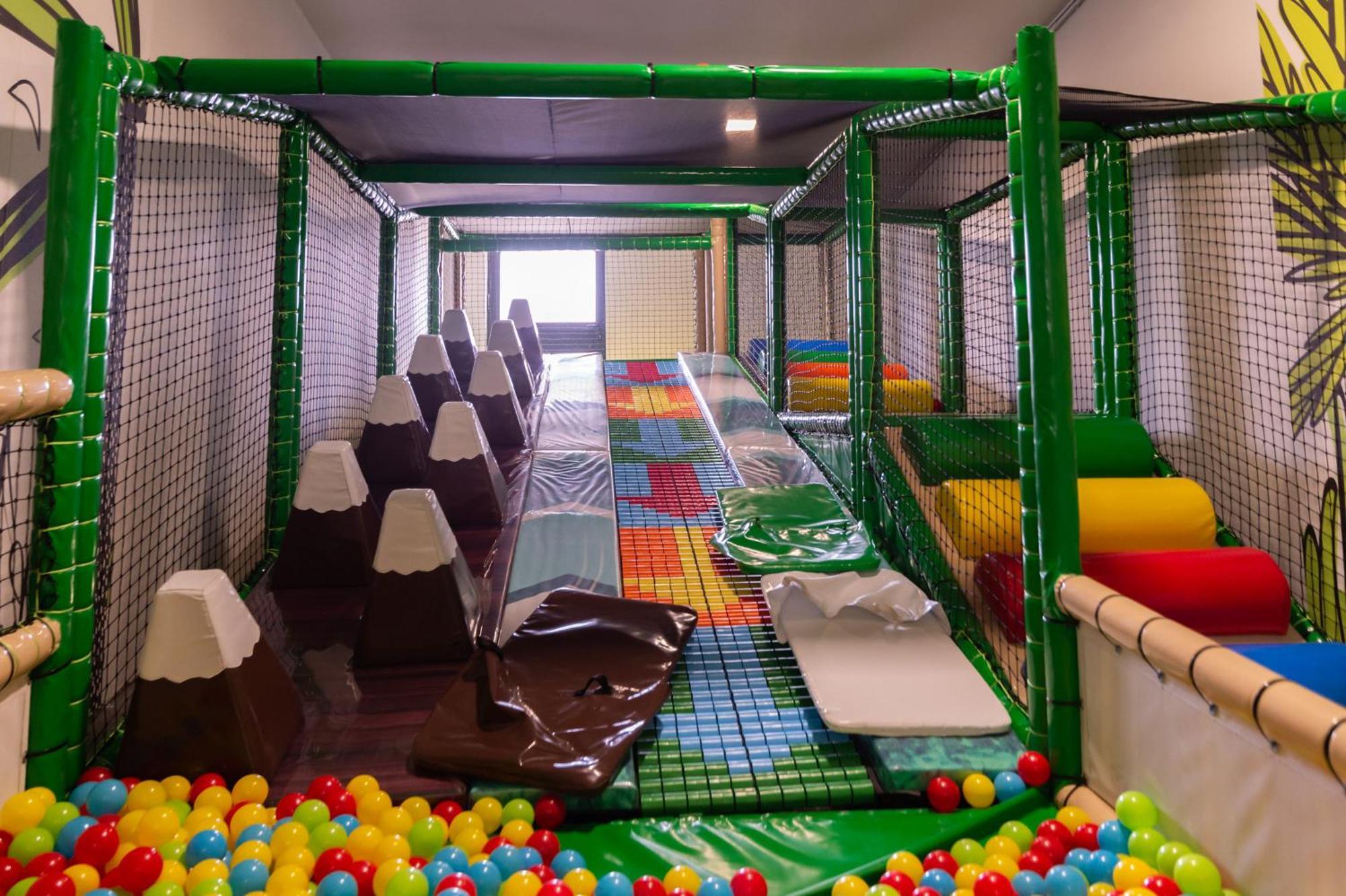 Hotel Nest Bijeljina Eksteriør billede