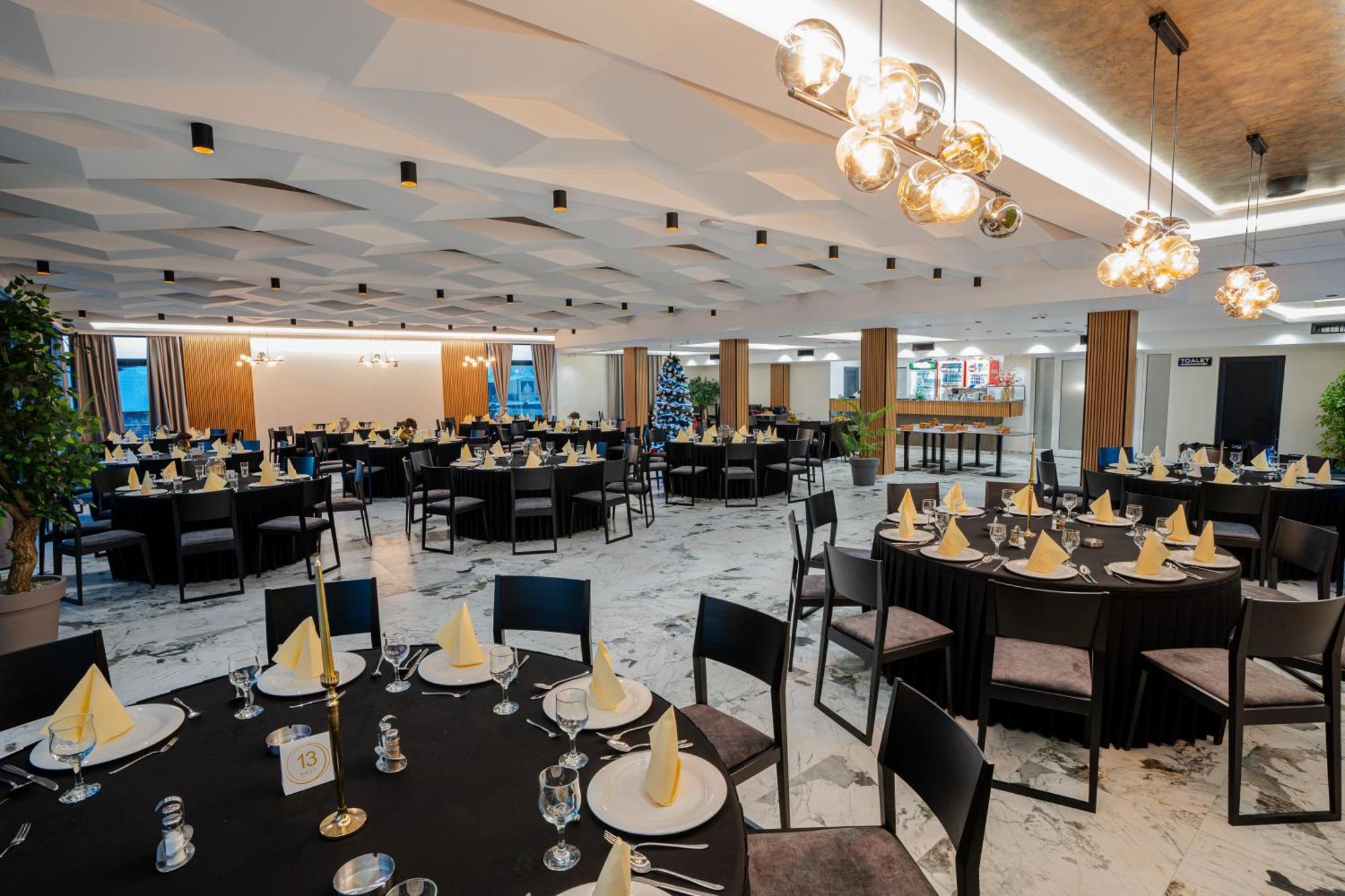 Hotel Nest Bijeljina Eksteriør billede
