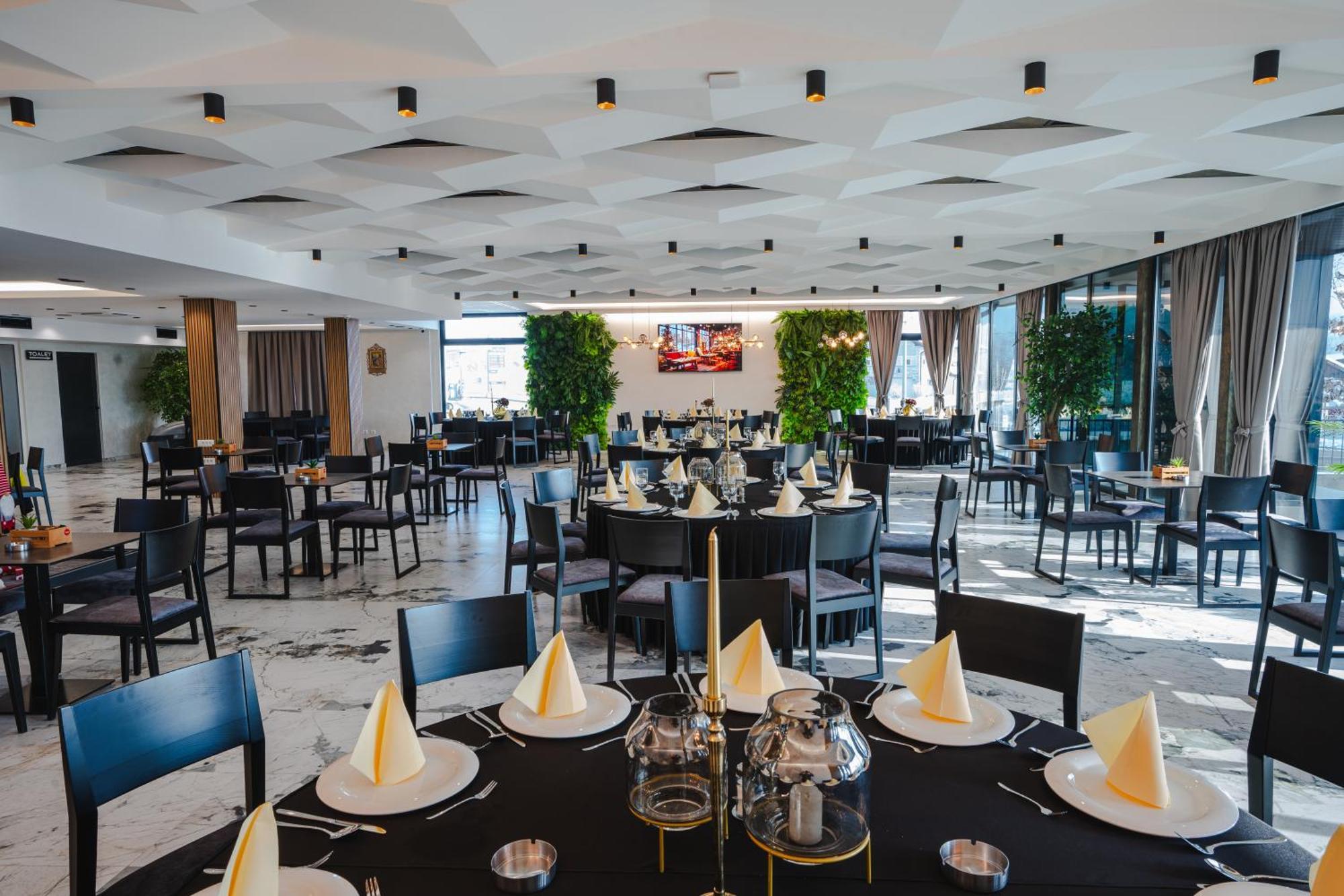 Hotel Nest Bijeljina Eksteriør billede